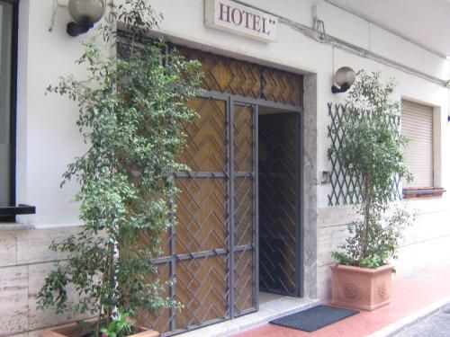 Hotel Elizabeth - Soverato 2 estrellas en Soverato Marina