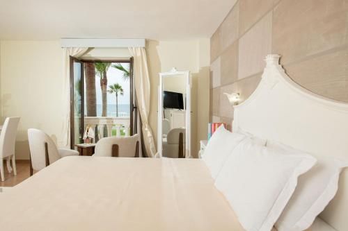 Grand Hotel Le Château 3