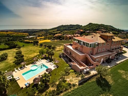 Villa Susanna Degli Ulivi - Resort & Spa 3 estrellas en Colonnella