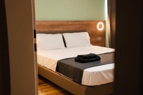 Elysium Self Check-In Rooms 2