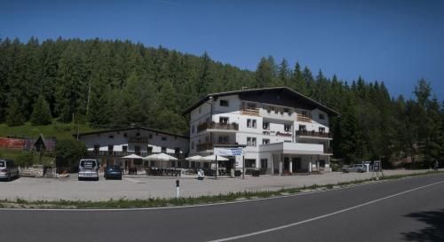 Hotel Paradiso 2