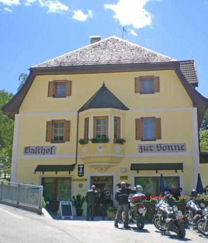 Gasthof zur Sonne 2 estrellas en Senale-San Felice