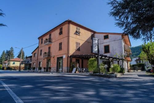 Hotel Degli Angeli 2 étoiles à Pontinvrea