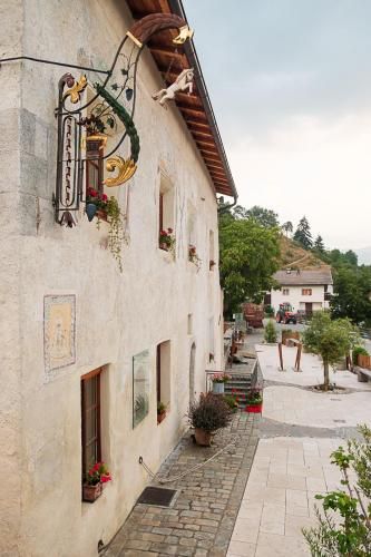 Boutiquehotel Weißes Rössl Lichtenberg von 1480 -1 estrellas en Montechiaro