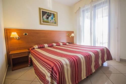 Hotel Jolly 3