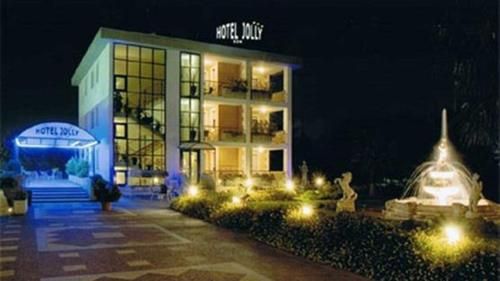 Hotel Jolly 3 estrellas en Modugno