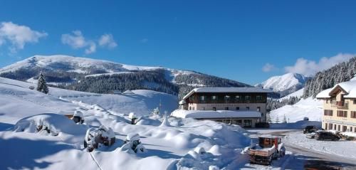 Albergo passo Brocon 3