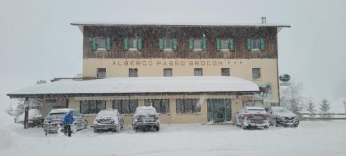 Albergo passo Brocon 2