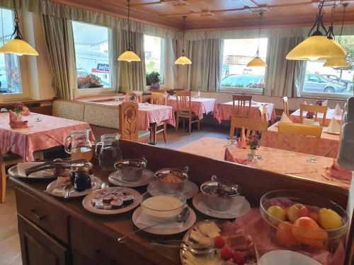 ALBERGO BAR RISTORANTE DOLOMIA 1 estrellas en Badia
