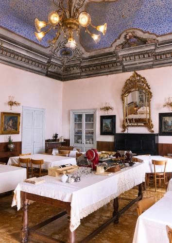 Albergo dell'Angelo -1 estrellas en Pieve di Teco