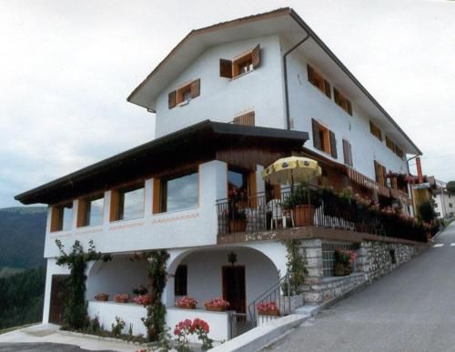 Albergo Al Pino 1 estrellas en Enego