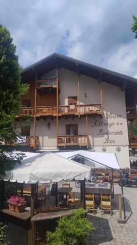 Albergo Sorive 2 estrellas en Mezzano