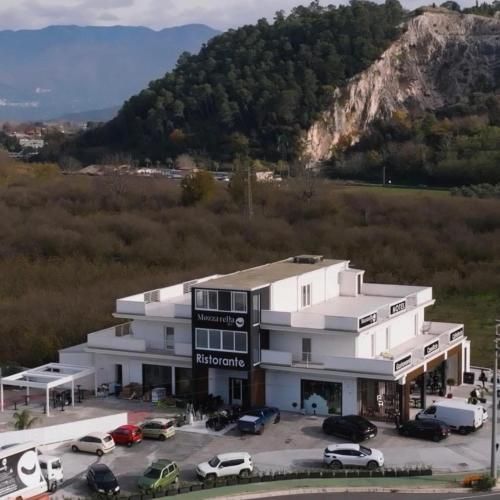 Hotel Doc 4 estrellas en Vairano Scalo