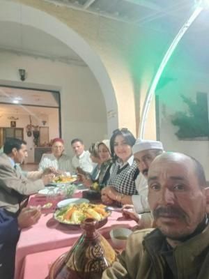 Hôtel des cedres azrou -1 estrellas en Oulad Akkou