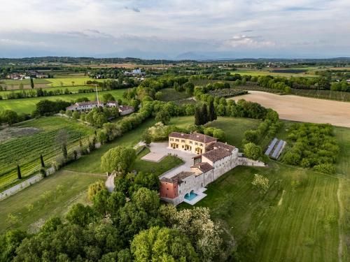 Relais Corte Baruzzo 3 estrellas en Volta Mantovana