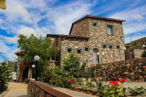 Hôtel les truites 2 estrellas en Imouzzer Kandar