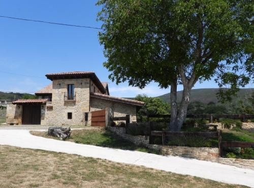 IZARBE Hotel Rural 3