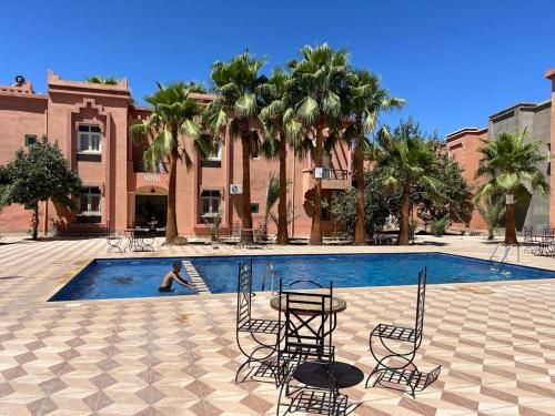 COMPLEXE TOURISTIQUE ARTIZANAL bab sahara 2 estrellas en Oulad Akkou