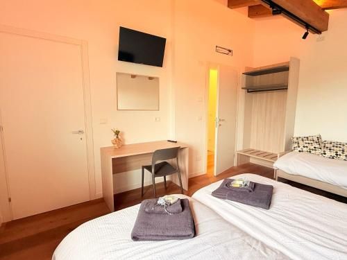 B-Village Bar and Rooms 2