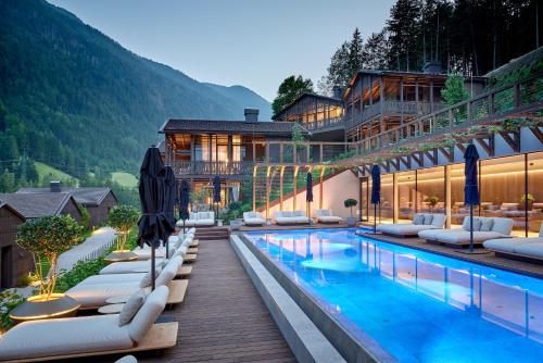 AMONTI Chalets 5 estrellas en Molini di Tures