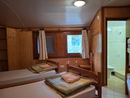 Mitja Pensió Hostal Pastuira Vallter 11 3