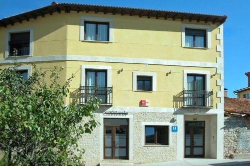Hotel Brezales 2 estrellas en Espejón