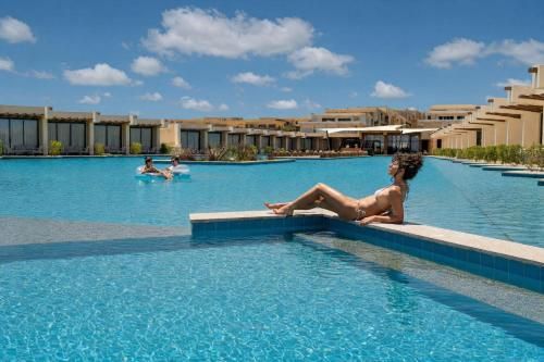 Azur White Resort Ras El Hekma 3