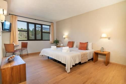 The Pines Hotel 3