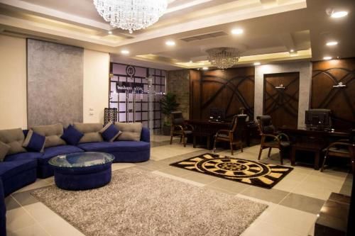 فيلات Qrm Travel علي المحور واركان بلازا الشيخ زايد و المهندسين -1 estrellas en Sheikh Zayed