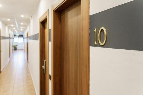 AS HOTELES FUENTE LA HIGUERA direccion Valencia -1 estrellas en Fuente la Higuera