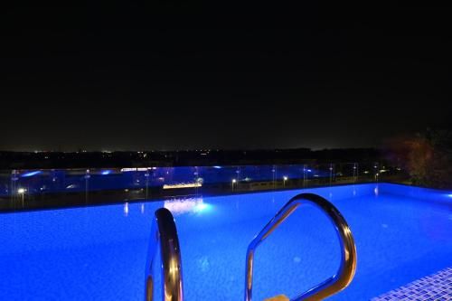 Solana Sky Pool Boutique Hotel - Golf View 3