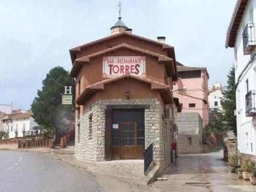 Hotel Restaurante El CID 1 estrellas en Torres de Albarracín