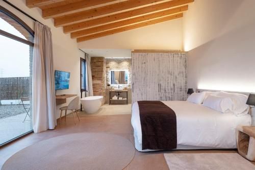 Hotel Mas Vidal Vilafreser 3