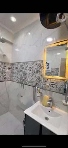 White Palace House -1 estrellas en ‘Ezbet Abu Ḥabashi