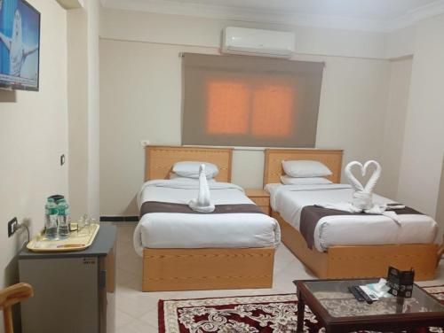 فندق شهرزاد - Shahrazad Hotel 4 estrellas en Banī ‘Aţīyah