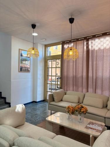LITTLE Hostel 2