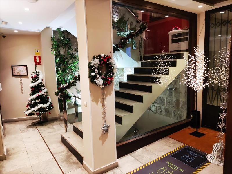 Hotel Puerta Del Arco 3 estrellas en Tudela de Duero