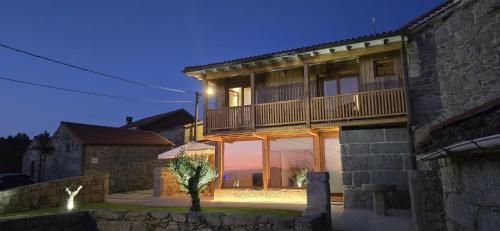 Casa Carballo -1 estrellas en Puxedo