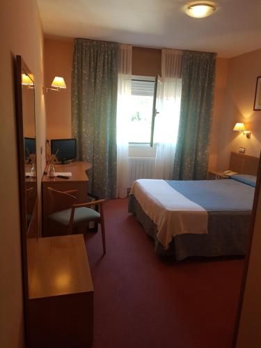 Hotel Restaurante La Alhama 2