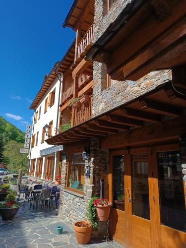 Hotel Llacs De Cardos 3