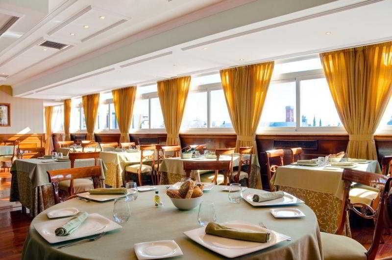 Hotel Intur Palacio San Martin 3