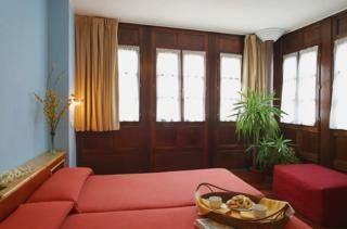 La Plaza I 3 La Plaza I 3