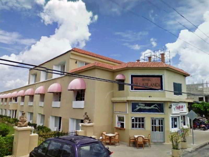 Villablanca Garden Beach 2