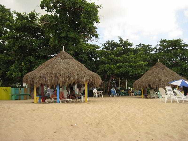 Coral Seas Beach 2 Coral Seas Beach 2