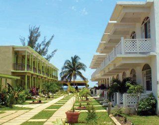 Fun Holiday Beach Resort 3