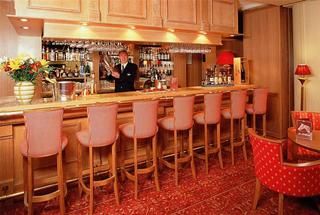 Mercure Royal Fontainebleau 1