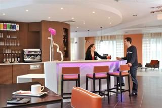 Novotel Suites Paris Issy Les Moulineaux 2