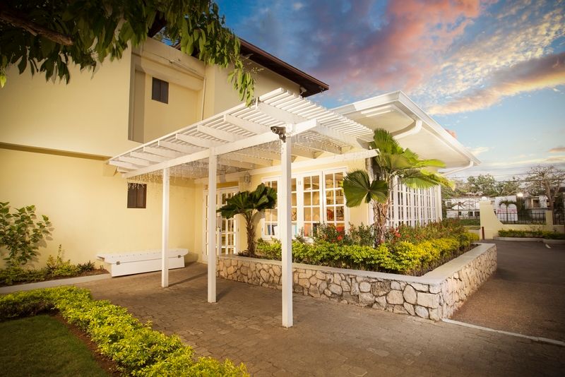 Rooms on the Beach Negril 2