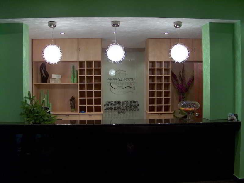 Petrus Hotel 3 estrelas em Chaves