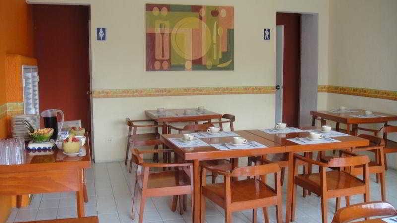 Hotel Plaza Cozumel 1